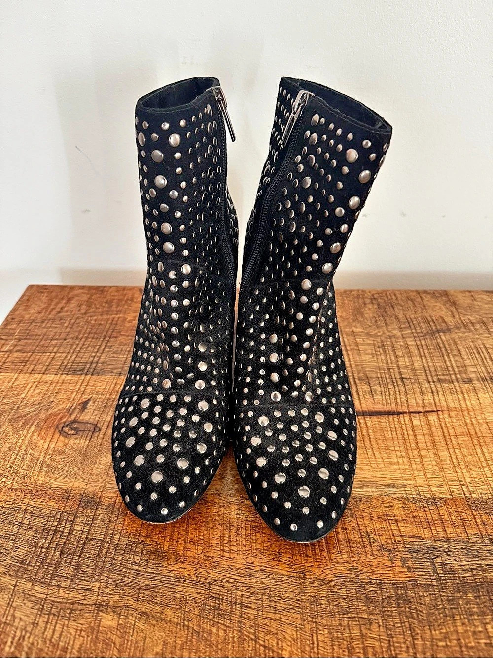 Vince Camuto VC-Drista Studded Heeled Ankle Boots in Black